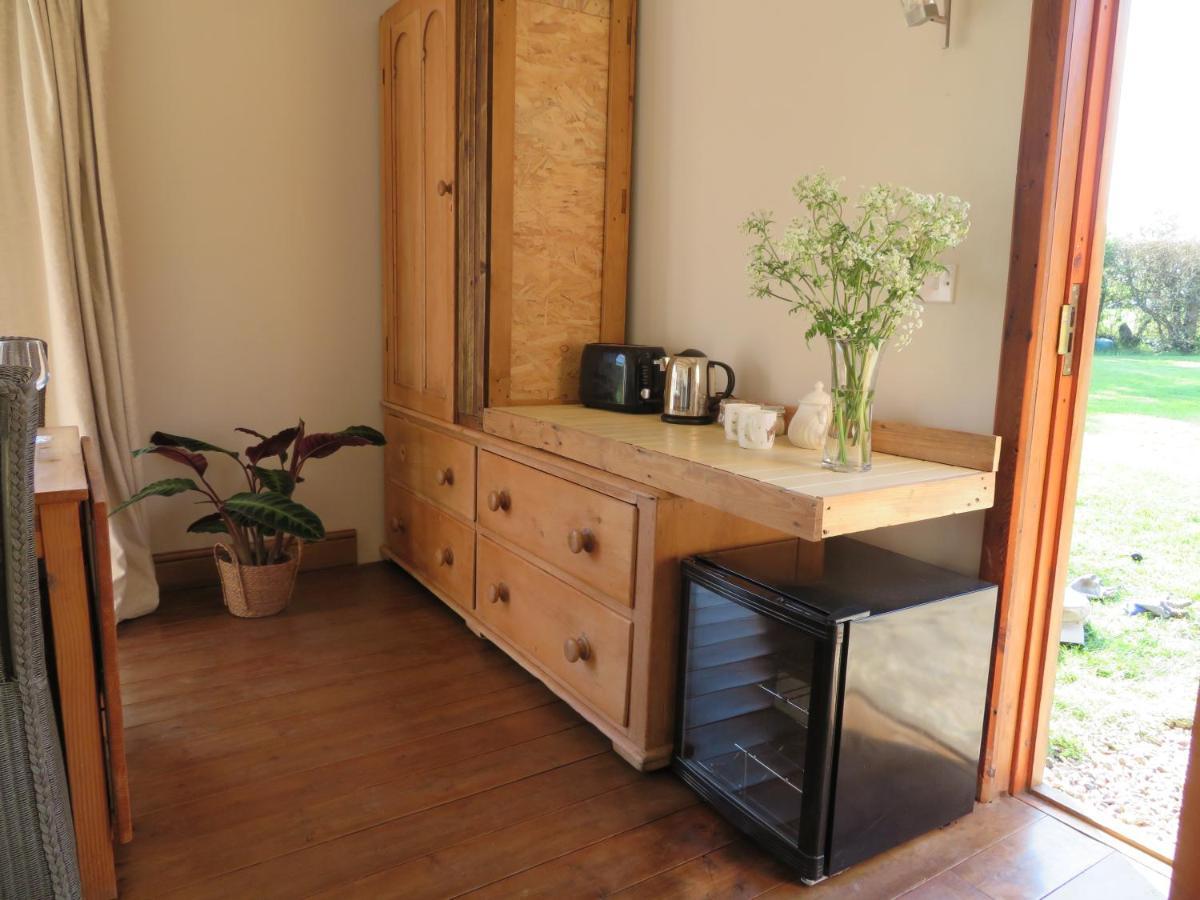 Wilderness B&B 3 Self Contained Rooms Nr Sissinghurst Headcorn Exterior foto