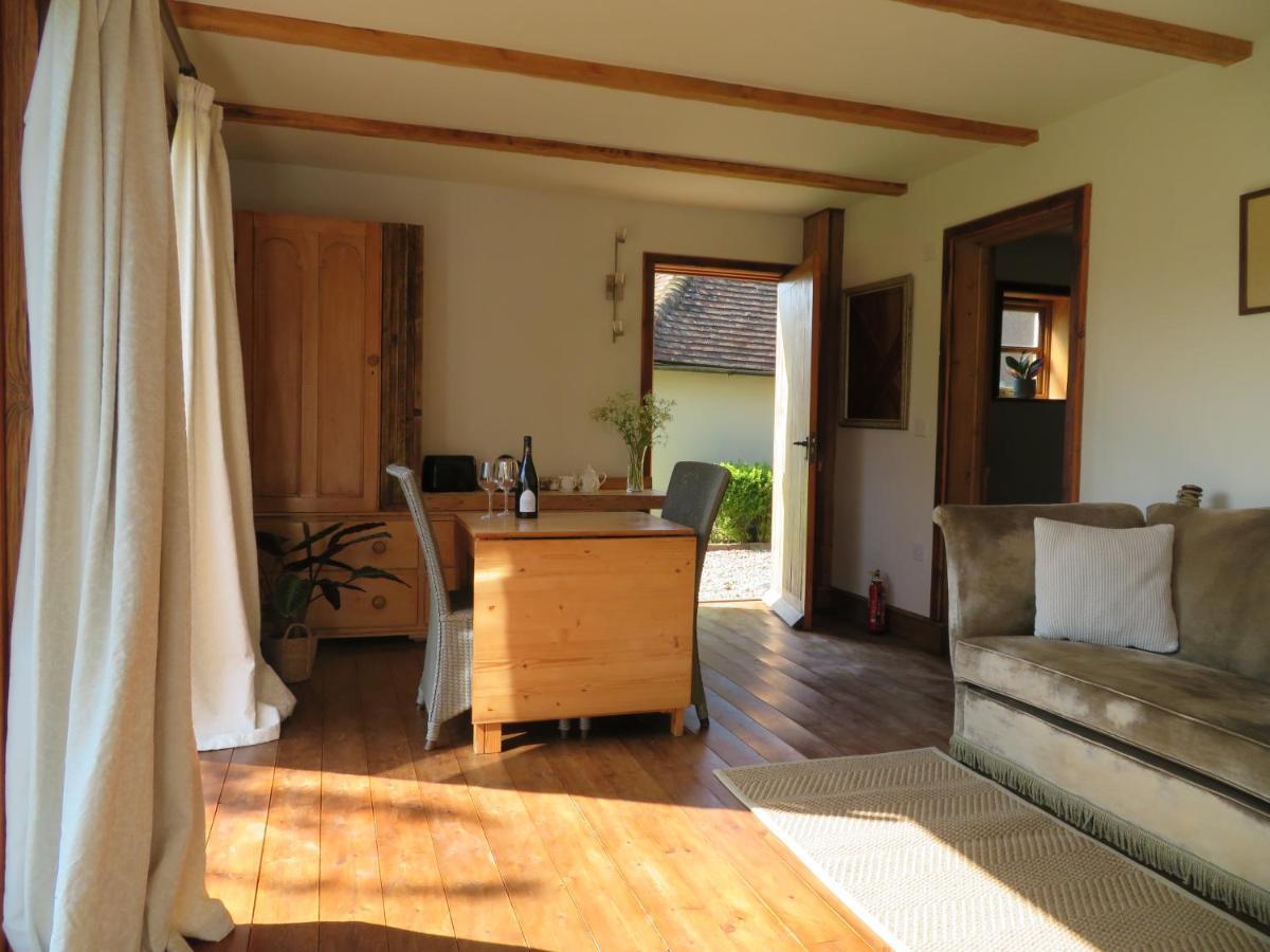 Wilderness B&B 3 Self Contained Rooms Nr Sissinghurst Headcorn Exterior foto
